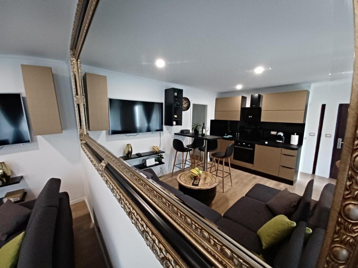 In The Centar Of Rijeka Apartment Exterior photo